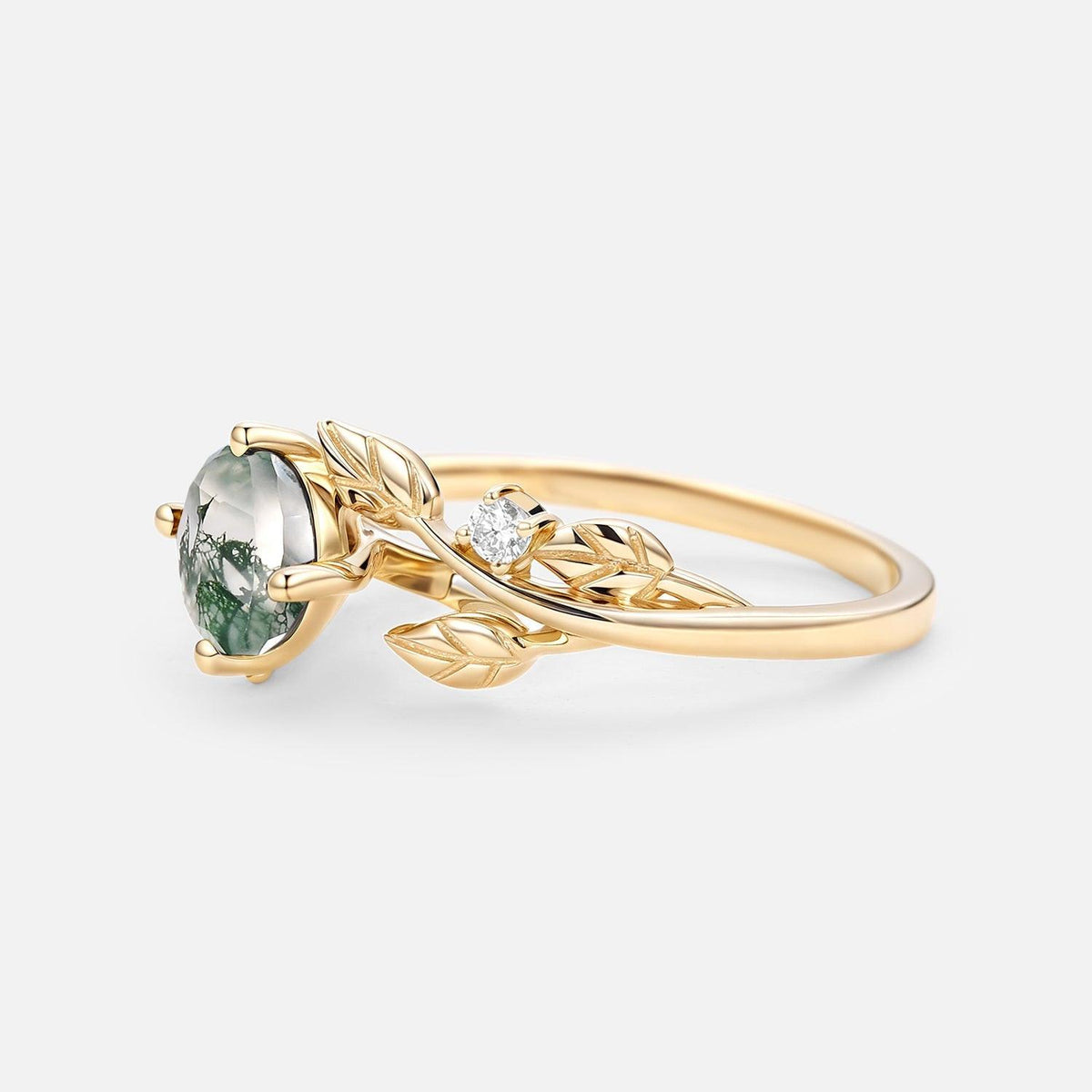 Gardenia Round Shaped Leaf Moss Agate Engagement Ring.