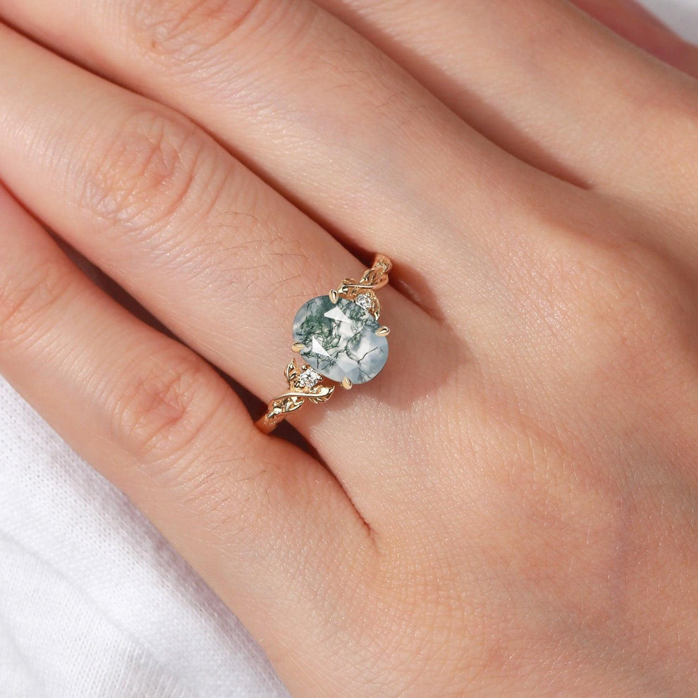 Clover Oval Shaped Moss Agate Leafy Wedding Engagement Ring.