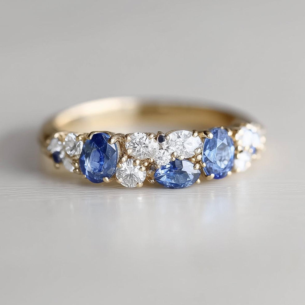 Cordelia‘s Wreath | Thistle Blue Sapphire & Moissanite Half‑Eternity Ring.