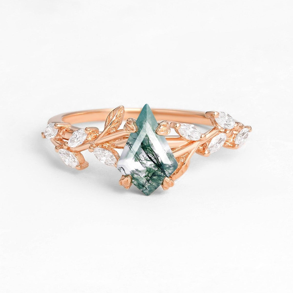 Verdiana’s Branching | Kite Cut Clear Moss Agate Engagement Ring.