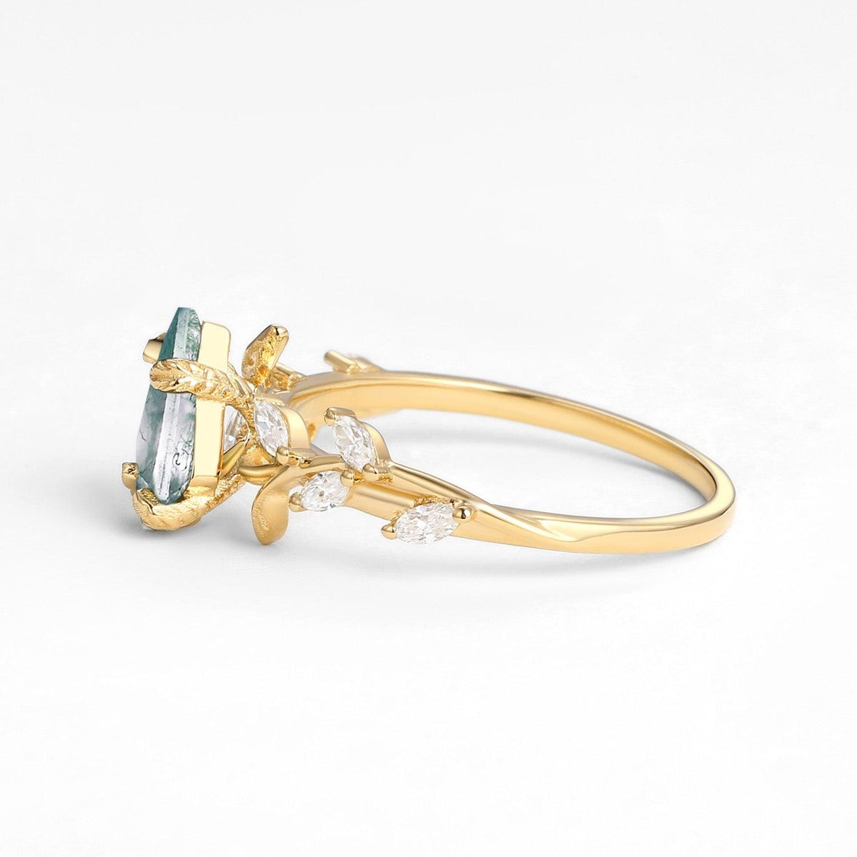 Verdiana’s Branching | Kite Cut Clear Moss Agate Engagement Ring.