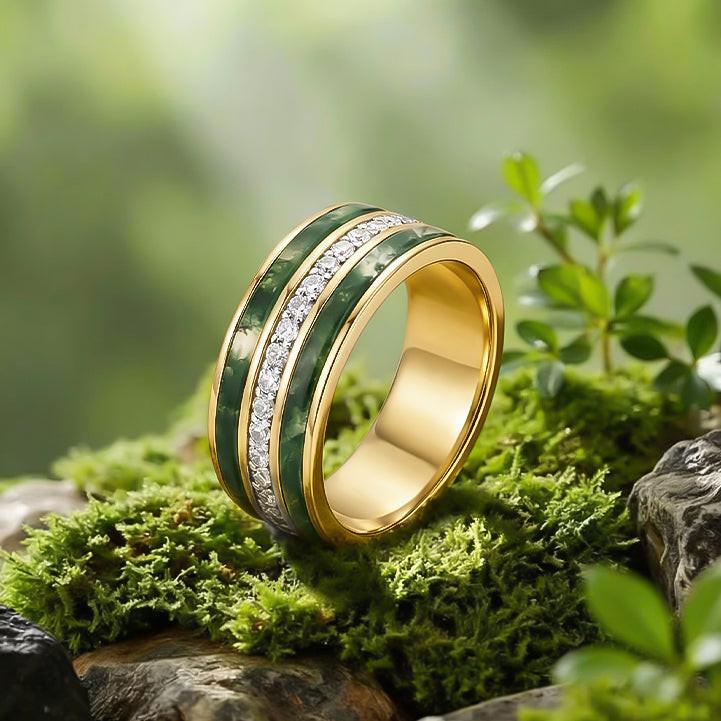 Atlas Keystone | 8MM Wide Moss Agate & Diamond Men's Wedding Band.
