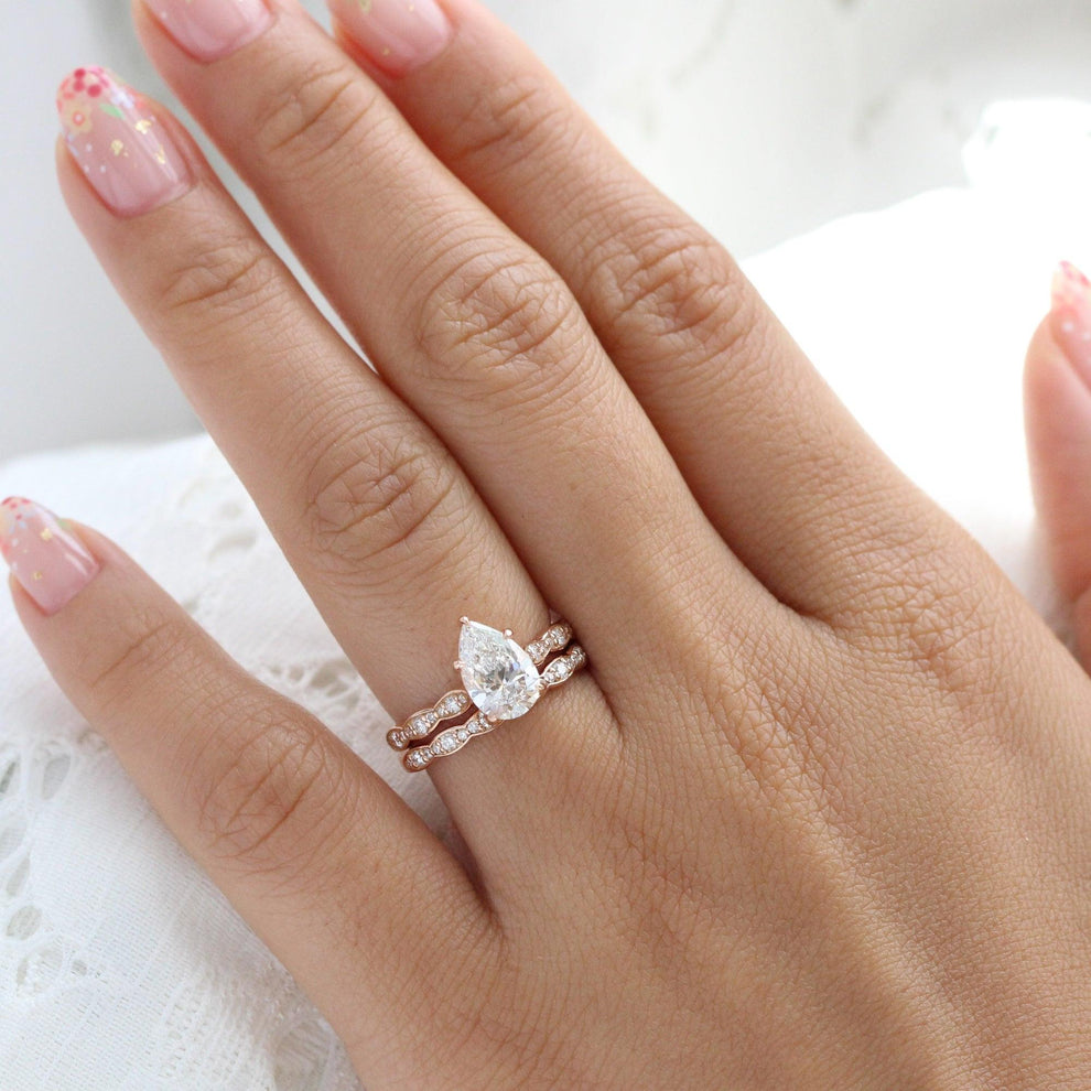Lyra's Spark | 2CT Classic Pear Diamond Bridal Set 2pcs.