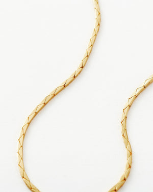Stylist Gold Cobra Snake Chain Choker In Sterling Silver.