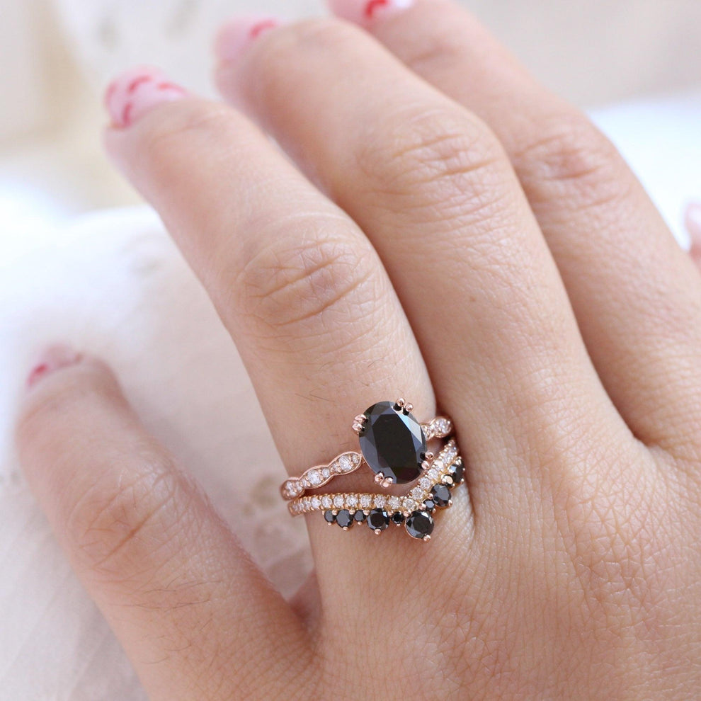 Grace’s Arc | Oval Black Diamond & Curved Band Bridal Set 2pcs.