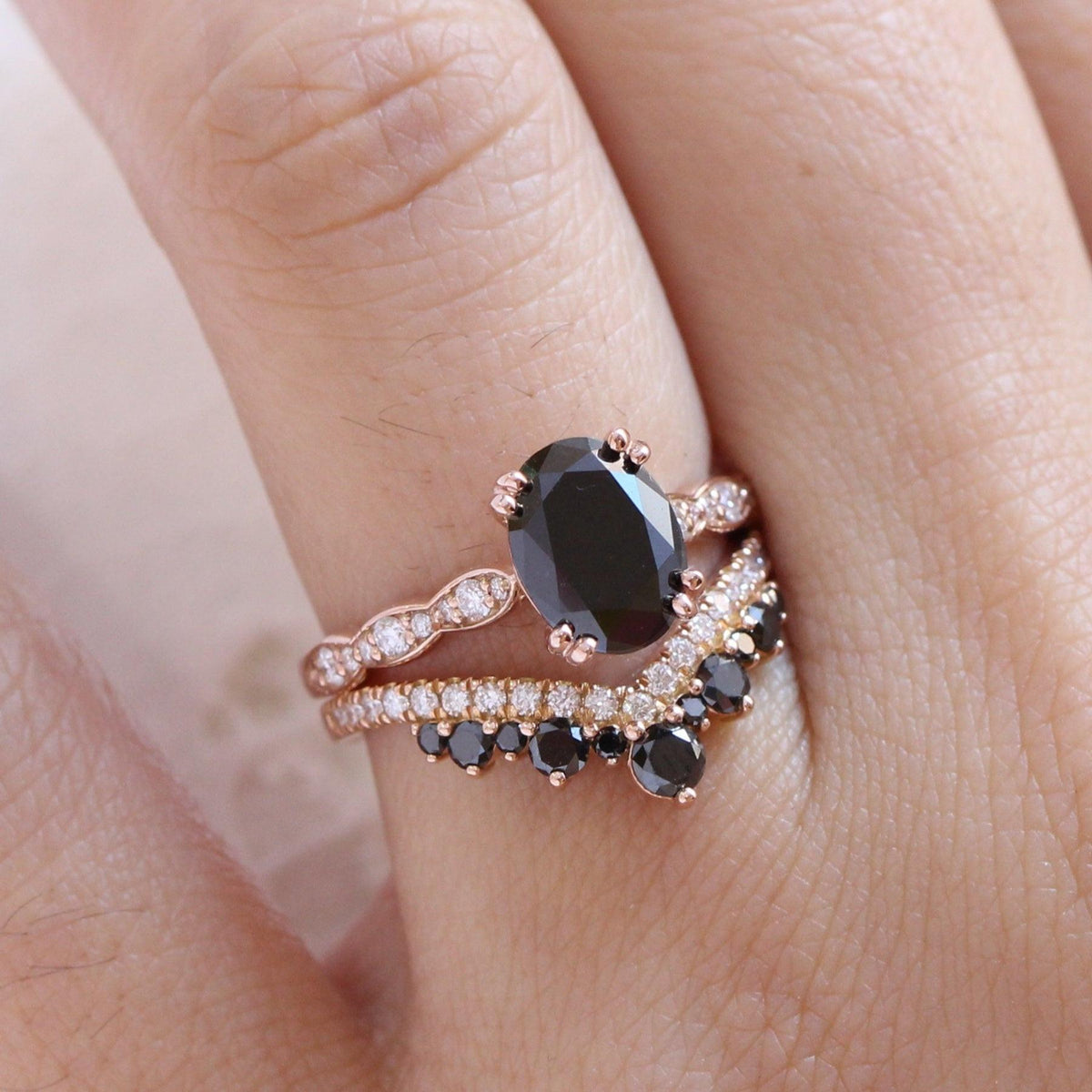 Grace’s Arc | Oval Black Diamond & Curved Band Bridal Set 2pcs.