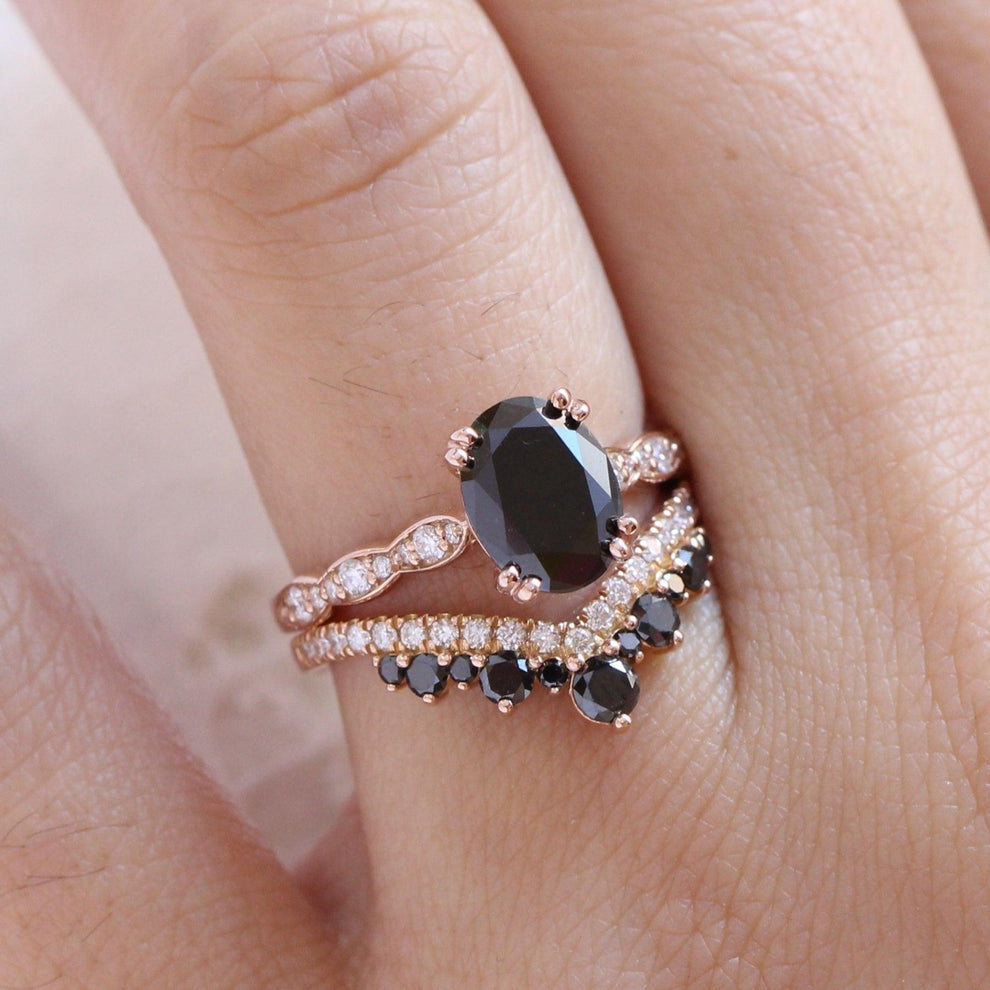 Grace’s Arc | Oval Black Diamond & Curved Band Bridal Set 2pcs.