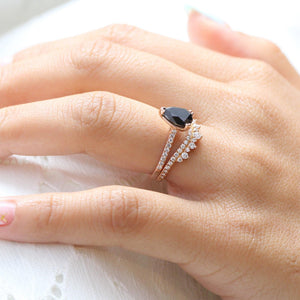 Grace’s Arc | Pear Cut Black Diamond with White Diamond Curved Band Bridal Set 2pcs.
