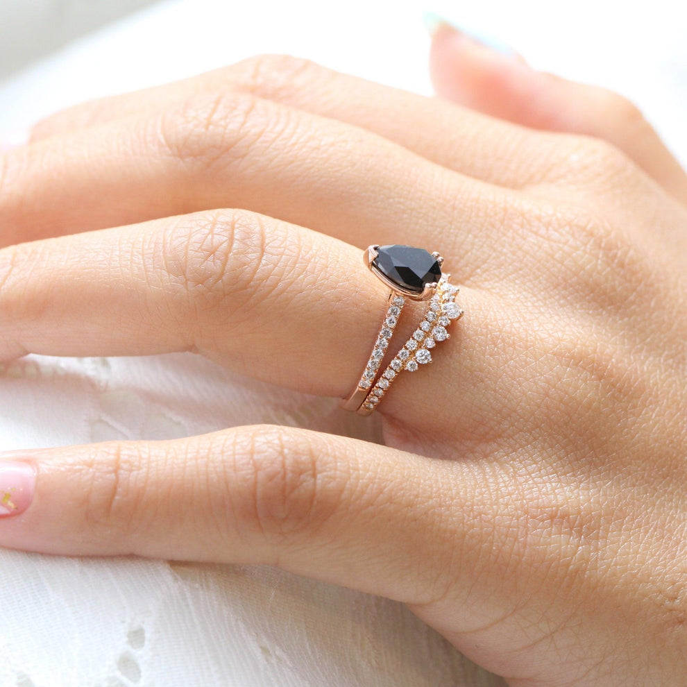 Grace’s Arc | Pear Cut Black Diamond with White Diamond Curved Band Bridal Set 2pcs.