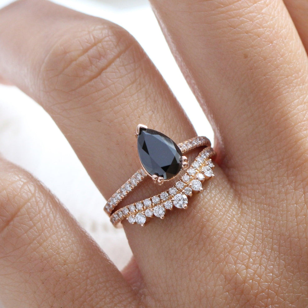 Grace’s Arc | Pear Cut Black Diamond with White Diamond Curved Band Bridal Set 2pcs.
