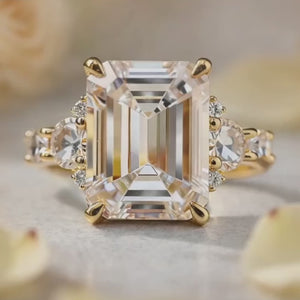 Lumina‘s Glow | 3CT Emerald Cut Moissanite Ring.