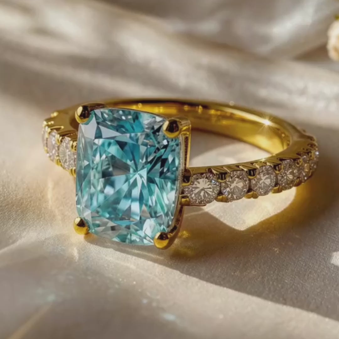 Aria‘s Embrace | Cushion Cut Blue Sapphire Ring.