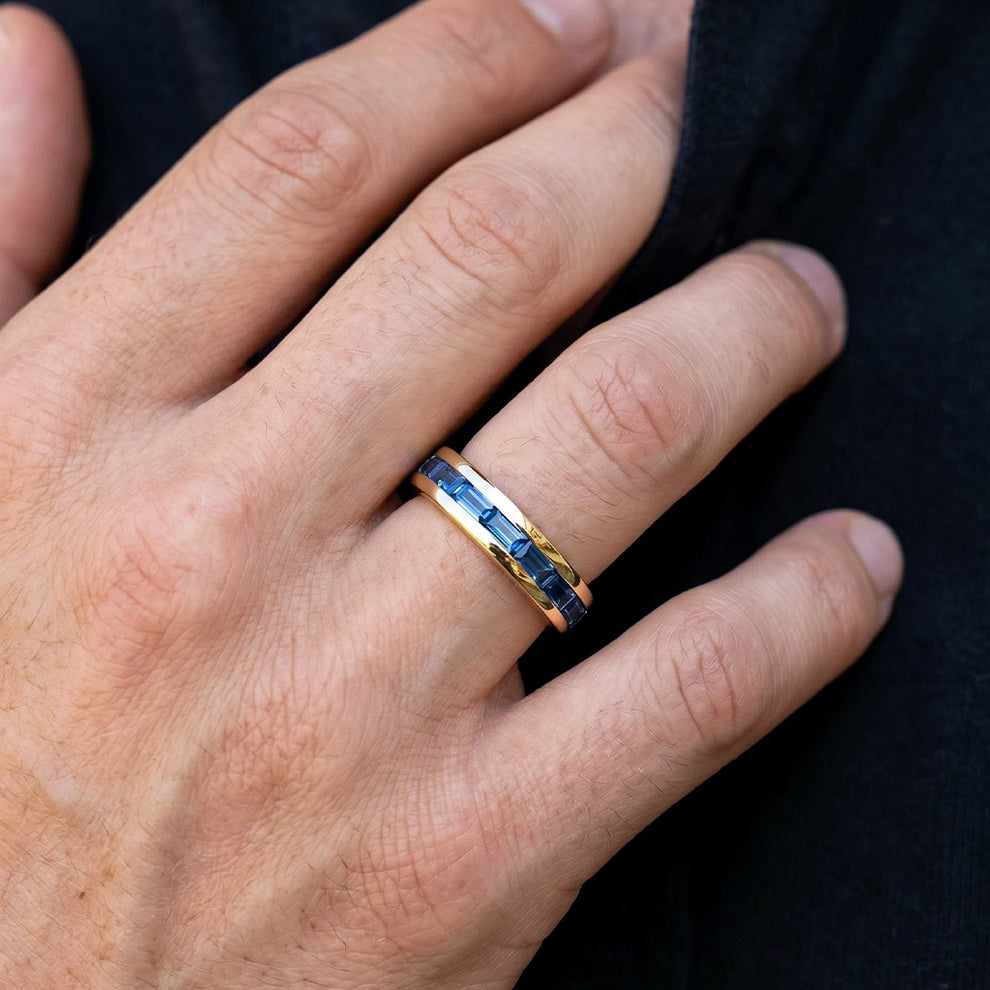 Evertrue Spectrum | Half-Eternity Baguette Alexandrite Band.