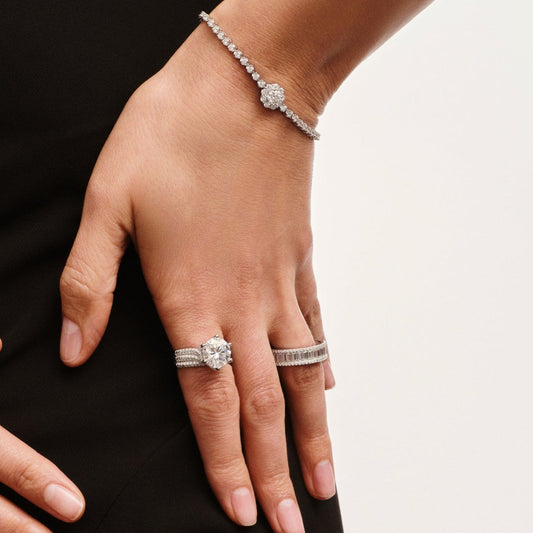 Solitaire Princess-Cut Ring - Stellaradorn